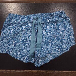 Ambrielle XL 16/18 shorts blue floral